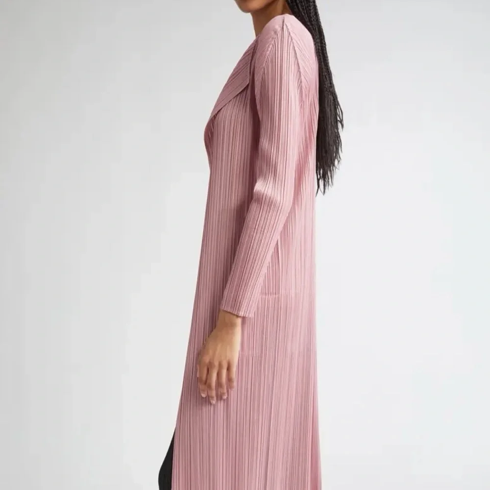 Boohoo Pleated Open-Front Duster Cardigan - Picture 3 of 9